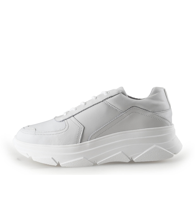 Bridge Footwear Sneaker