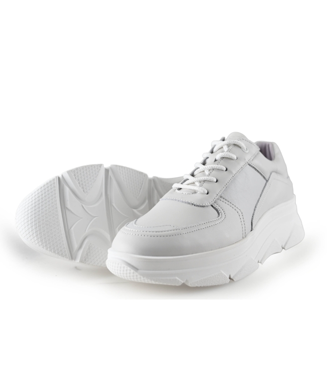 Bridge Footwear Sneaker
