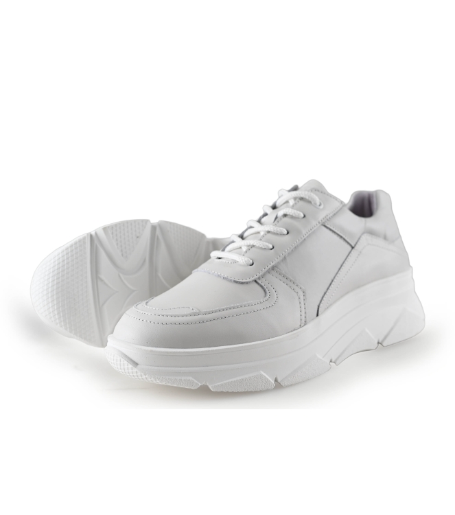 Bridge Footwear Sneaker