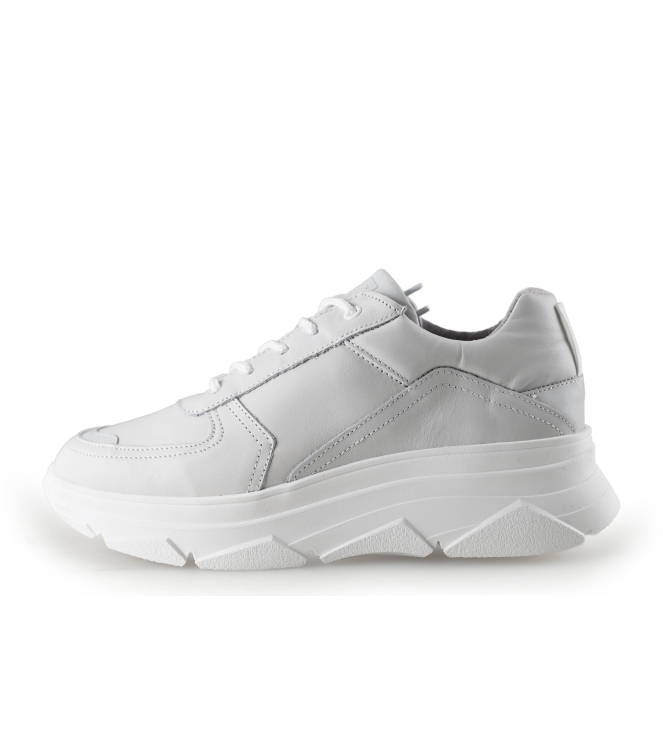 Bridge Footwear Sneaker