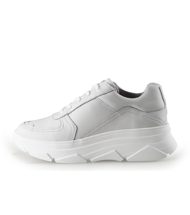Bridge Footwear Sneaker