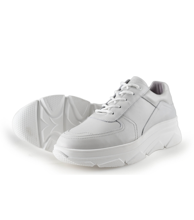 Bridge Footwear Sneaker