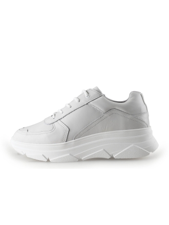 Bridge Footwear Sneaker