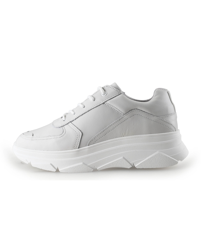 Bridge Footwear Sneaker
