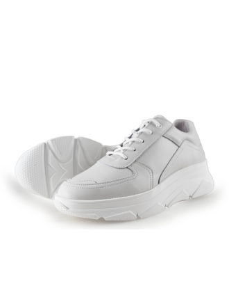 Bridge Footwear Sneaker