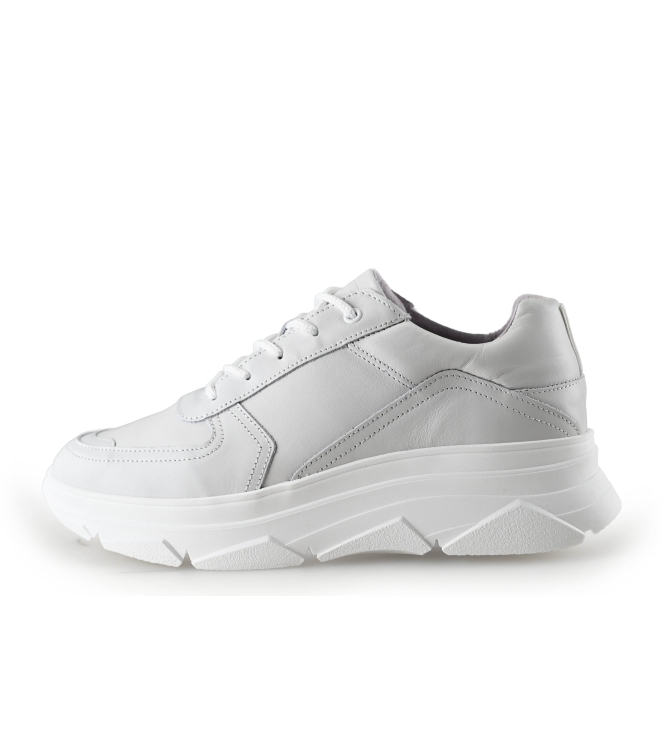 Bridge Footwear Sneaker