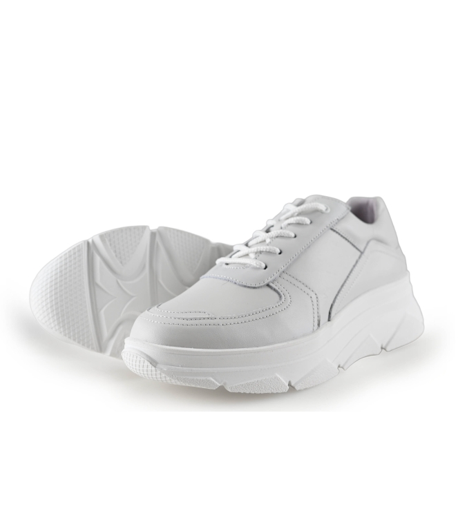 Bridge Footwear Sneaker