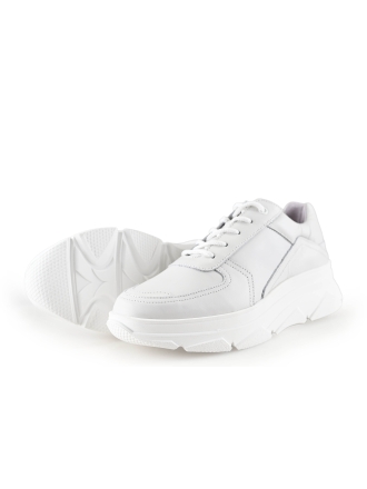 Bridge Footwear Sneaker