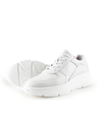Bridge Footwear Sneaker
