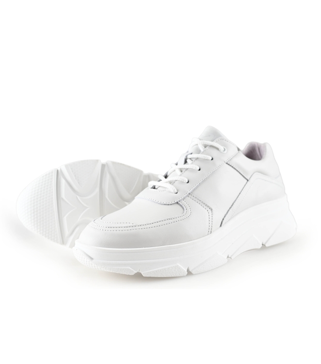Bridge Footwear Sneaker