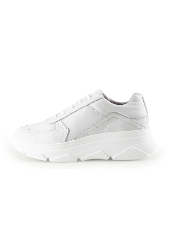 Bridge Footwear Sneaker
