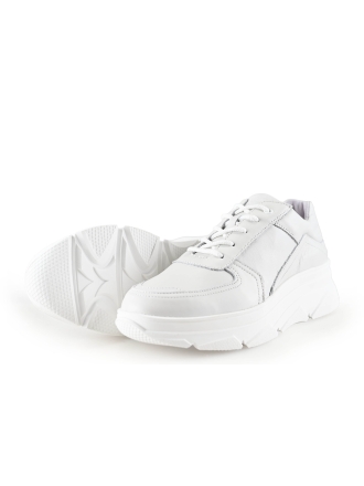 Bridge Footwear Sneaker