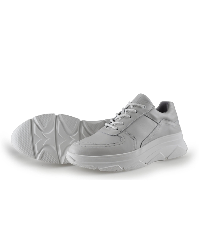 Bridge Footwear Sneaker