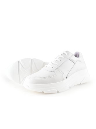 Bridge Footwear Sneaker