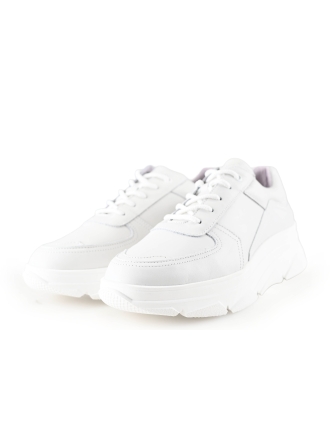 Bridge Footwear Sneaker
