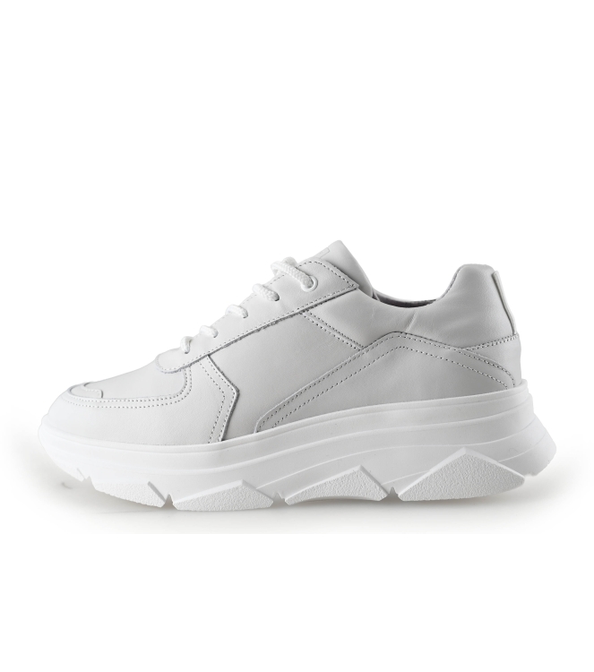 Bridge Footwear Sneaker