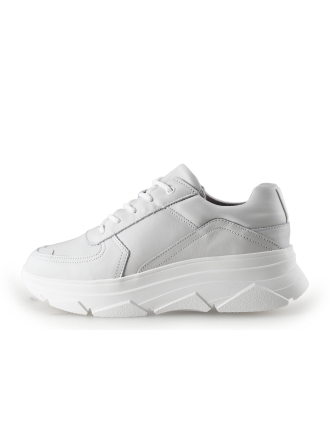 Bridge Footwear Sneaker
