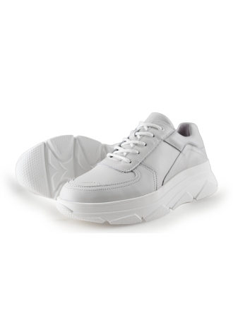 Bridge Footwear Sneaker