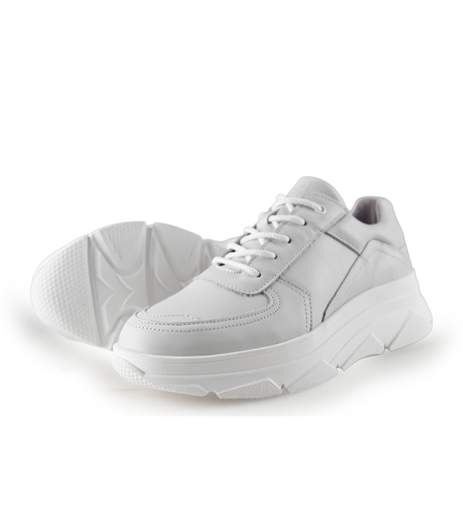 Bridge Footwear Sneaker