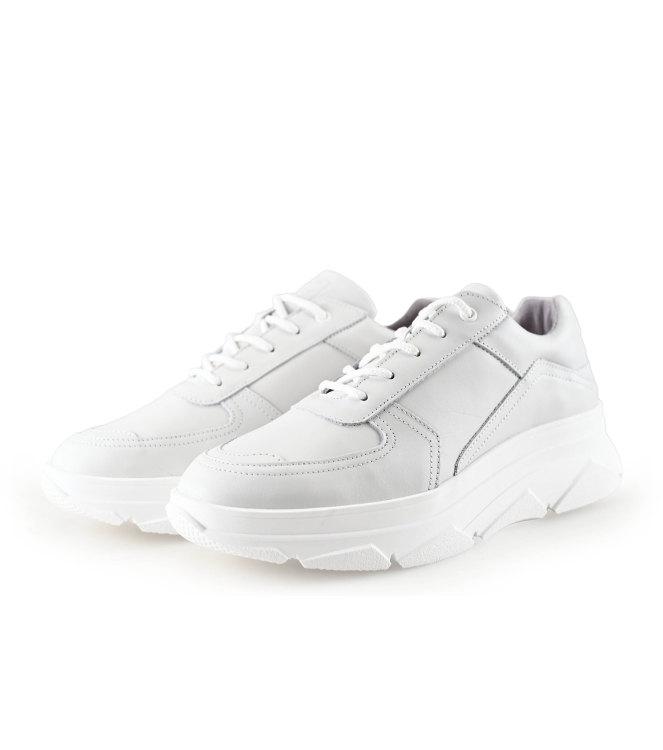 Bridge Footwear Sneaker