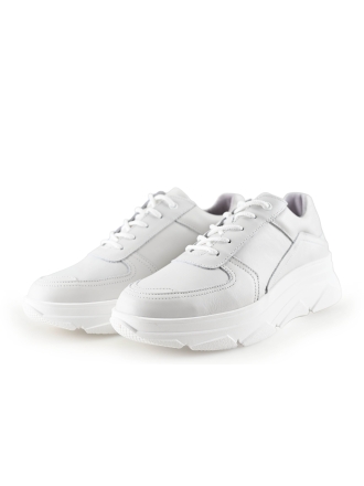 Bridge Footwear Sneaker