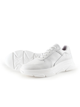 Bridge Footwear Sneaker
