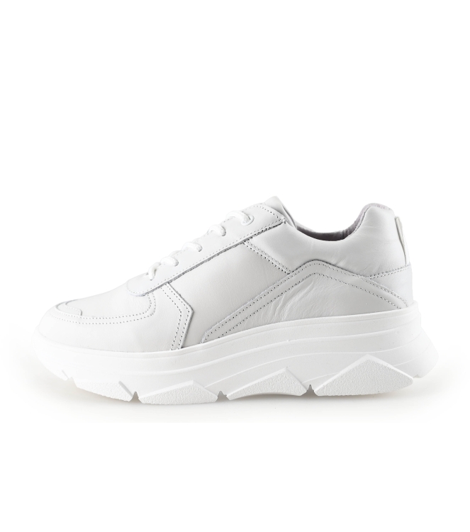 Bridge Footwear Sneaker