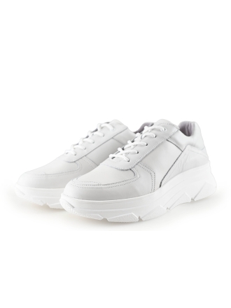 Bridge Footwear Sneaker