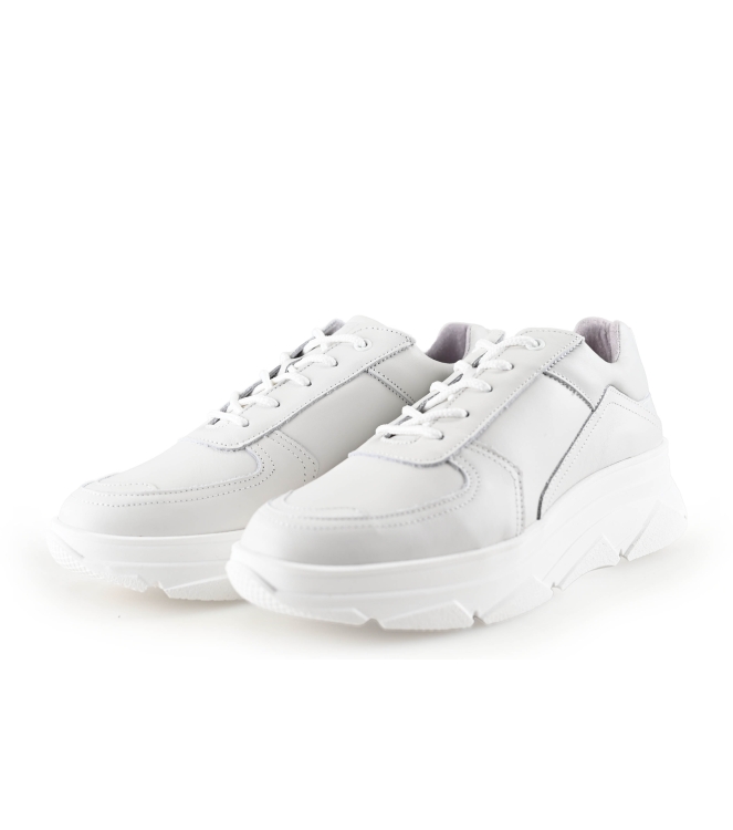 Bridge Footwear Sneaker