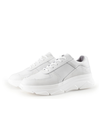 Bridge Footwear Sneaker