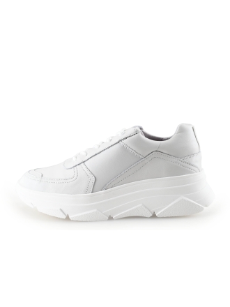 Bridge Footwear Sneaker