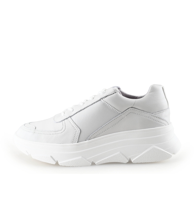 Bridge Footwear Sneaker