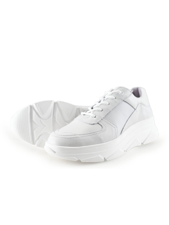 Bridge Footwear Sneaker