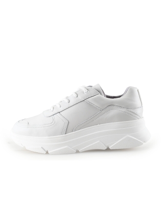 Bridge Footwear Sneaker