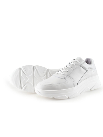 Bridge Footwear Sneaker