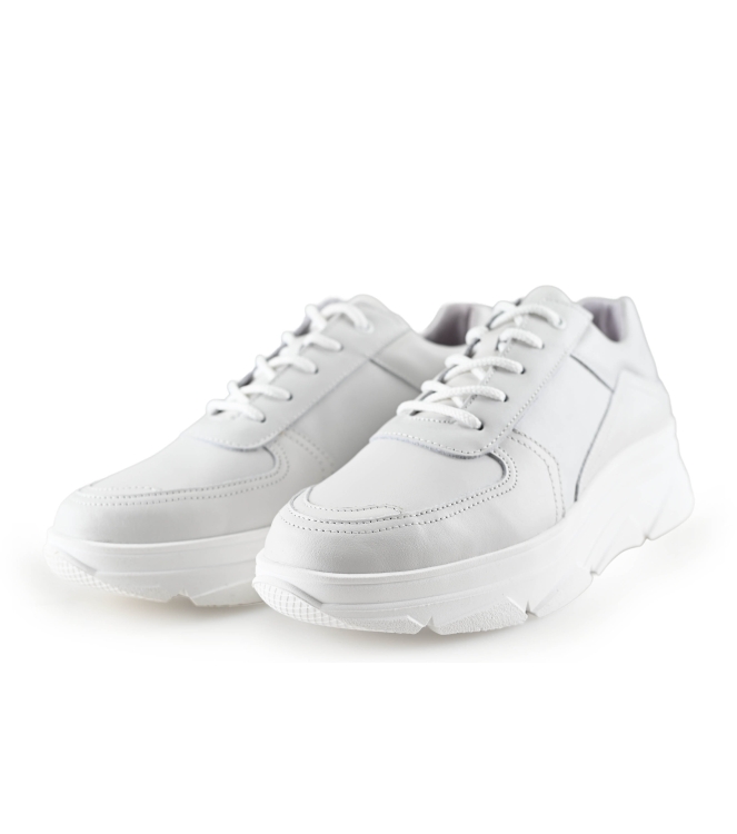 Bridge Footwear Sneaker