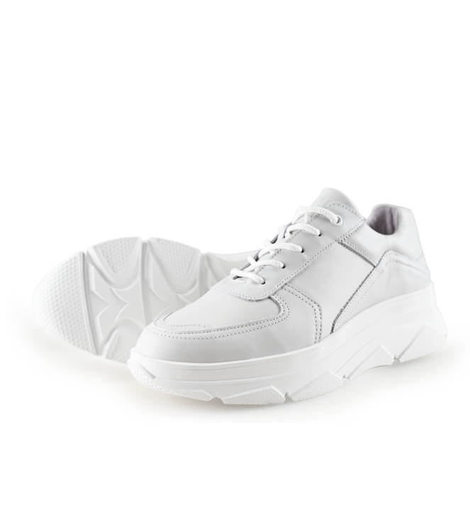 Bridge Footwear Sneaker