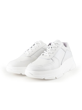 Bridge Footwear Sneaker