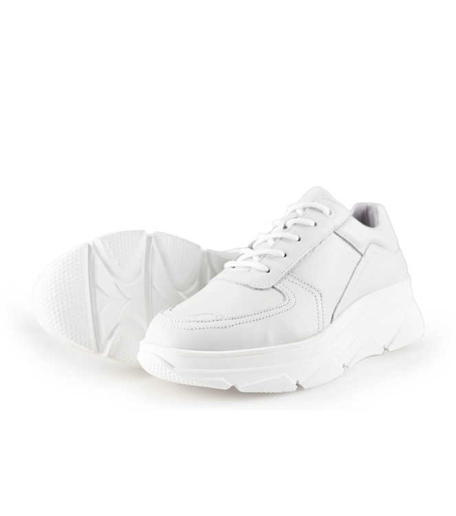 Bridge Footwear Sneaker