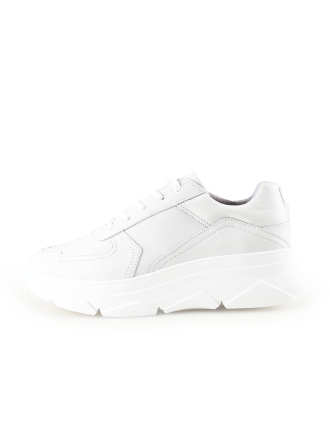 Bridge Footwear Sneaker