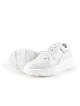 Bridge Footwear Sneaker