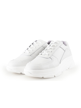 Bridge Footwear Sneaker