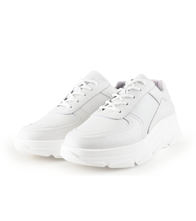 Bridge Footwear Sneaker