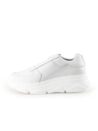 Bridge Footwear Sneaker
