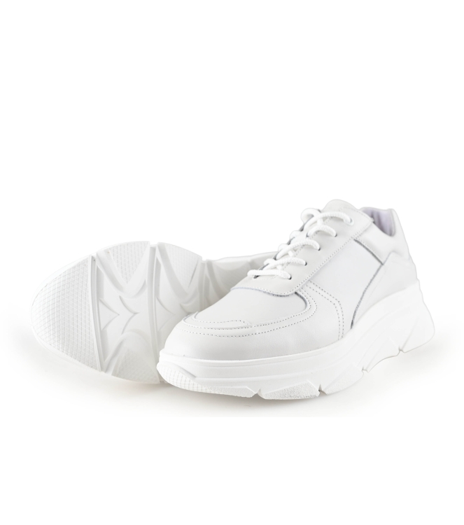Bridge Footwear Sneaker