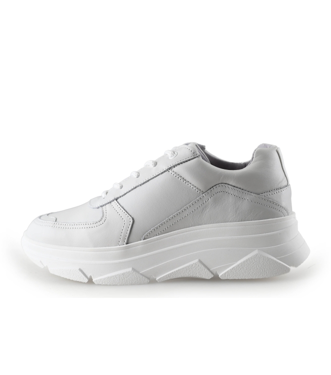 Bridge Footwear Sneaker