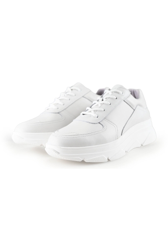 Bridge Footwear Sneaker