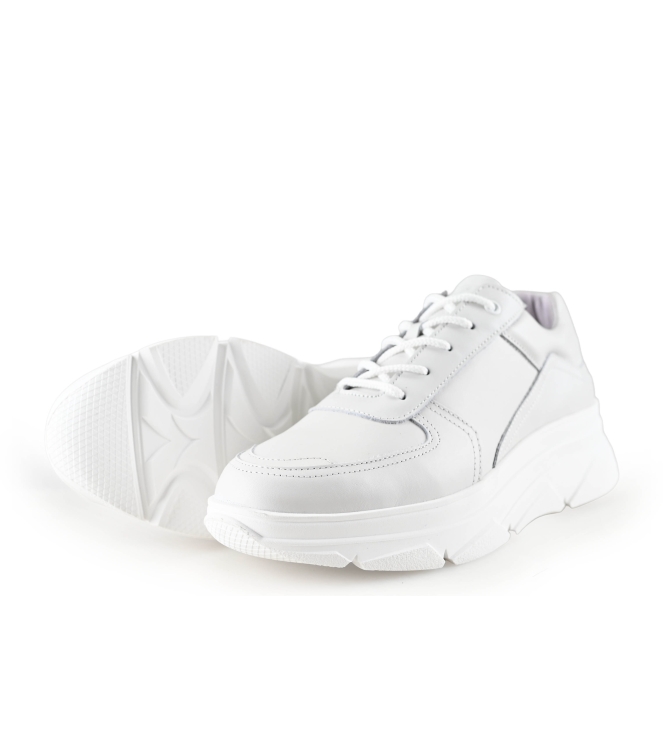Bridge Footwear Sneaker
