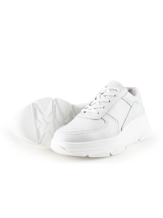 Bridge Footwear Sneaker