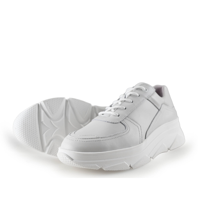 Bridge Footwear Sneaker